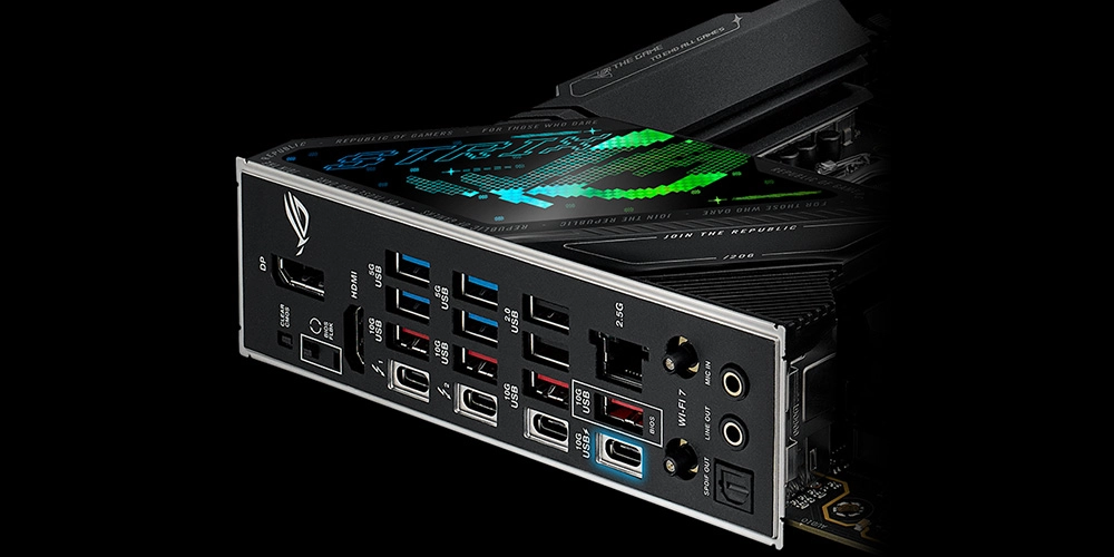 ASUS ROG STRIX Z890-F USB 10Gbps Type-C ve USB Voltaj İzleyici