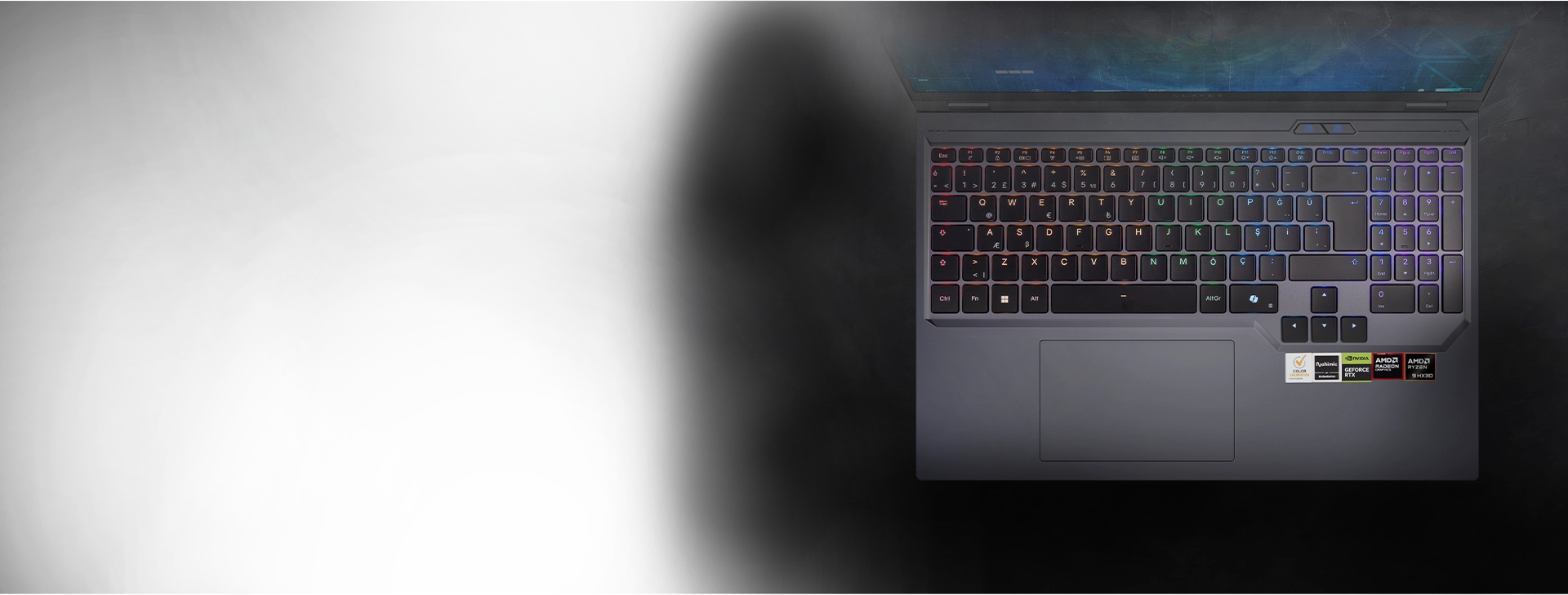 Slayer R9T-5070Ti tuş başına ARGB arkadan aydınlatmalı klavyenin üstten görünümü